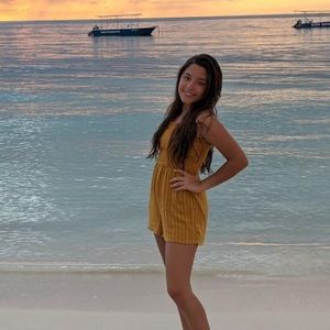 Meet your Posher, Madison